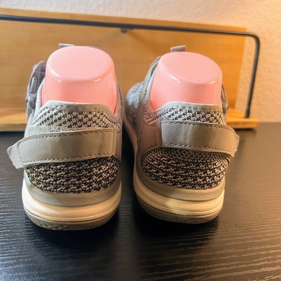 Teva Women Sneakers in Gray and White - Picture 6 of 8